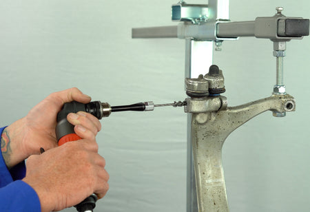 Drilling-out kit VAG 4-link bolt with cleaning brushes VW / Audi / Skoda