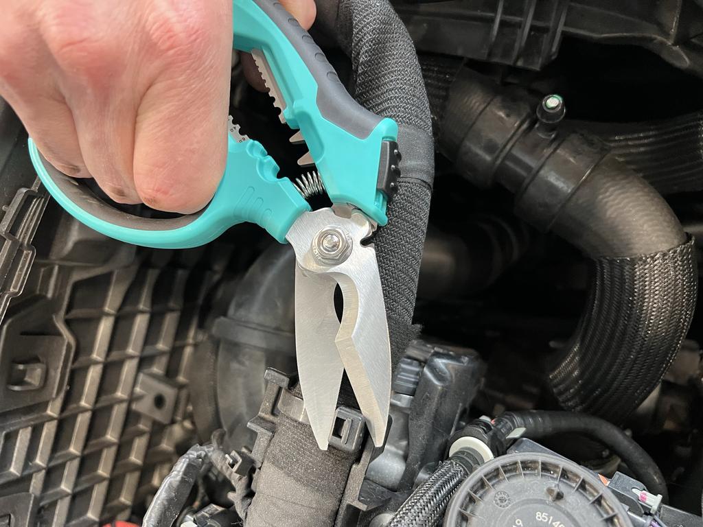 Industrial universal scissors type 1 with crimping & stripping function & 35 mm micro-serrated cutting edge