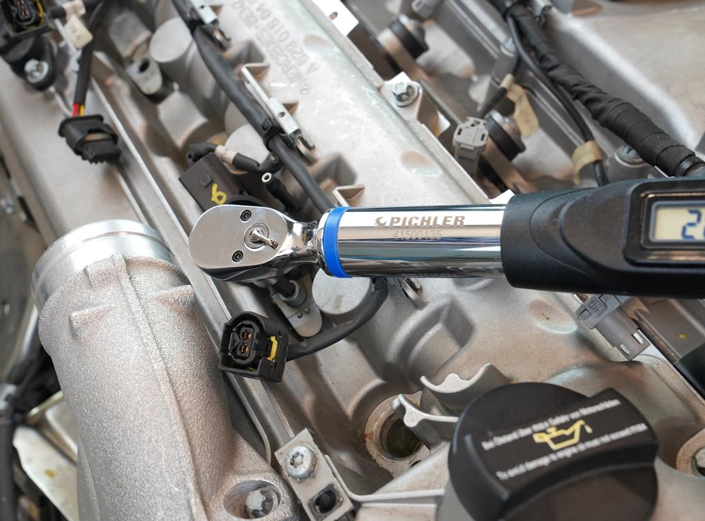 Digital torque wrench 3/8", (6,8) 27 - 135 Nm incl. rotation angle