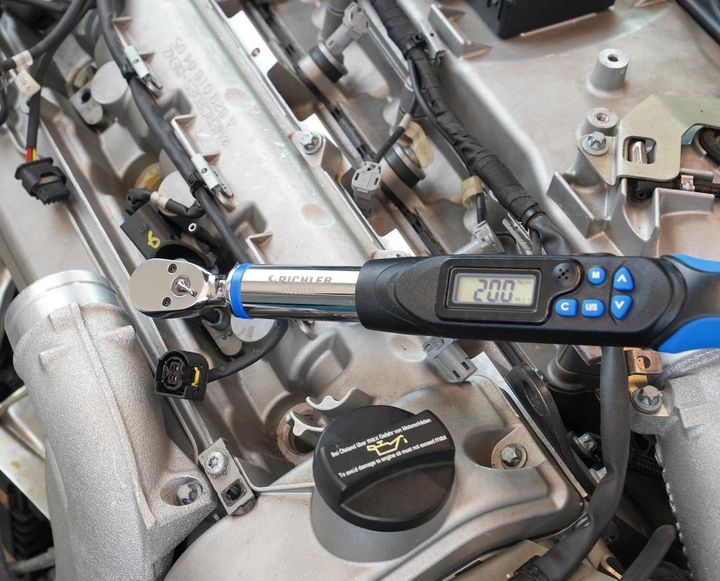 Digital torque wrench 3/8", (6,8) 27 - 135 Nm incl. rotation angle