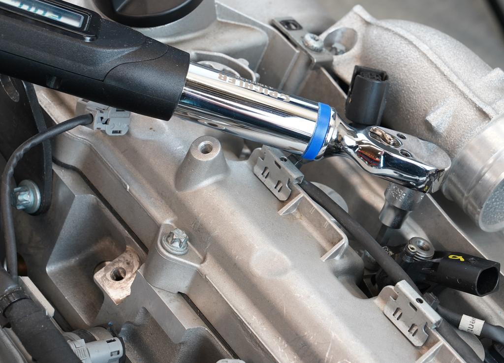 Digital torque wrench 3/8", (6,8) 27 - 135 Nm incl. rotation angle