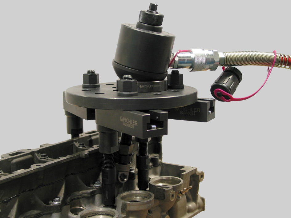 Universal injector removal kit with 12 t hydraulic cylinder