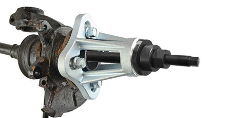 Drive shaft pulling tool