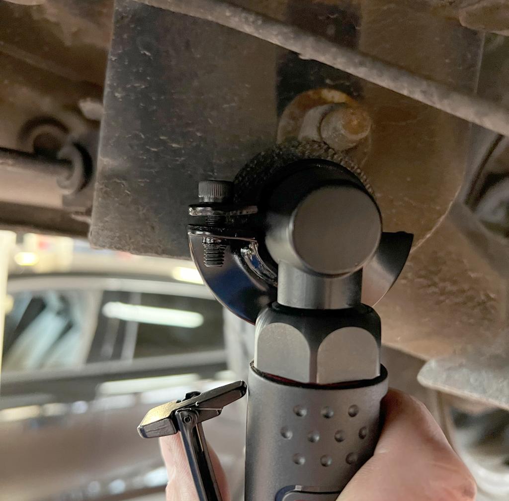 Mini Cutting Grinder for grinding and cutting Maximum POWER through innovative 5-blade rotor