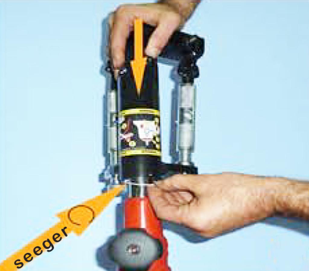 Universal gearbox adapter