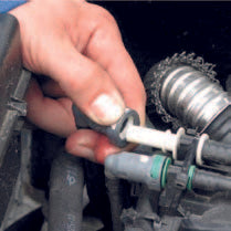 Manual Pump Fuel System Bleeding Kit Metric