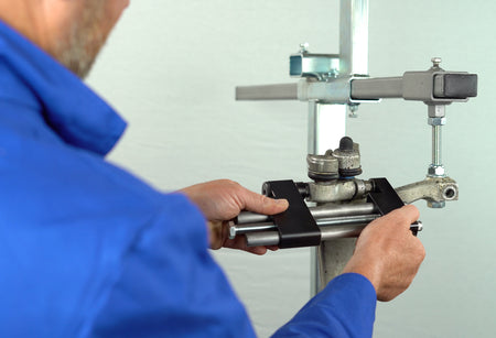 Drilling-out kit VAG 4-link bolt with cleaning brushes VW / Audi / Skoda