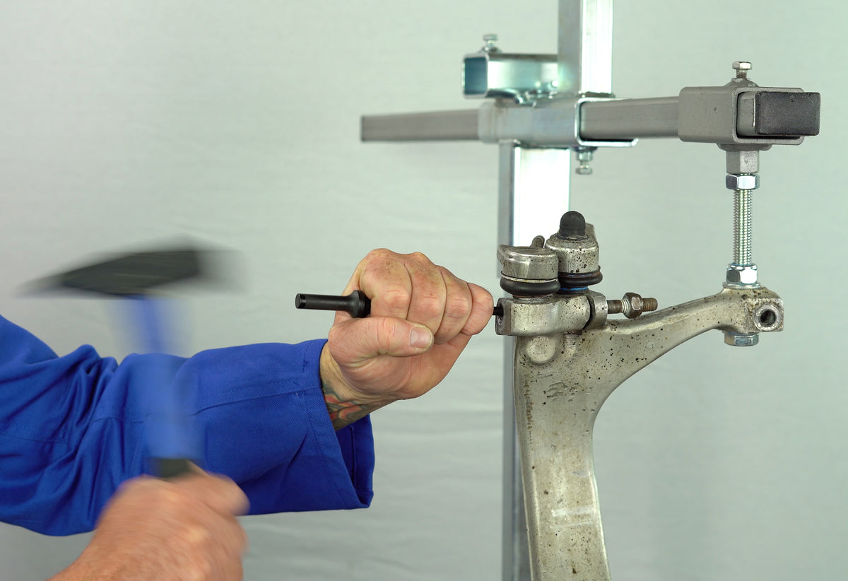 Drilling-out kit VAG 4-link bolt with cleaning brushes VW / Audi / Skoda