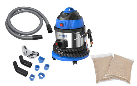 Walnut shell jet blasting unit for cleaning carbon deposits in the engi